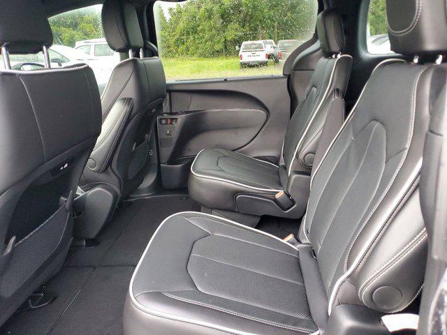 new 2025 Chrysler Pacifica car, priced at $45,345