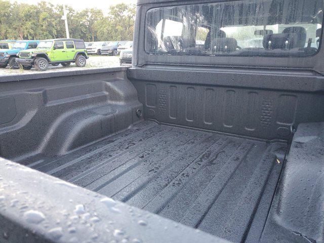 new 2025 Jeep Gladiator car, priced at $36,040