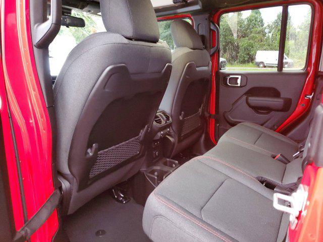 new 2025 Jeep Gladiator car, priced at $46,410