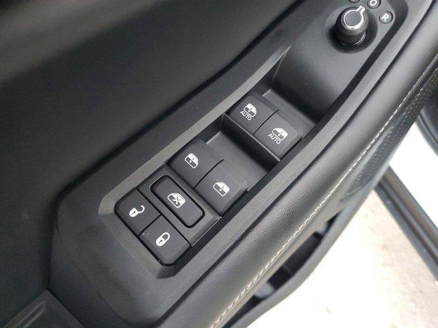 new 2025 Jeep Grand Cherokee car, priced at $31,205