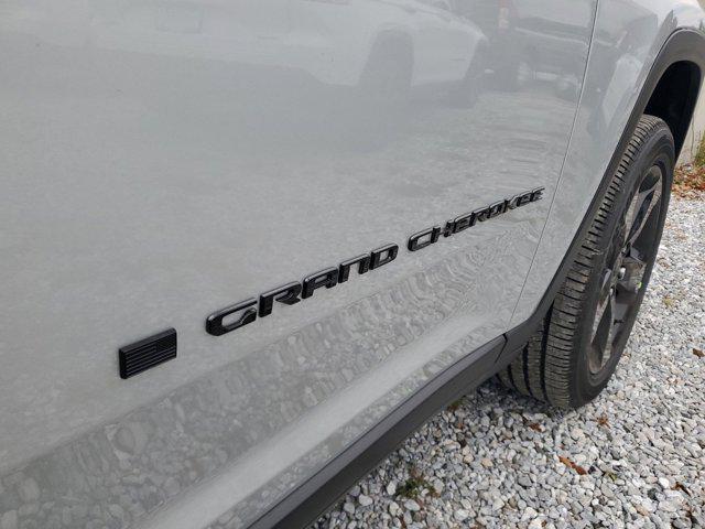 new 2025 Jeep Grand Cherokee L car, priced at $43,175