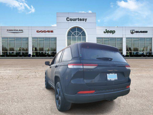 new 2025 Jeep Grand Cherokee car, priced at $45,610