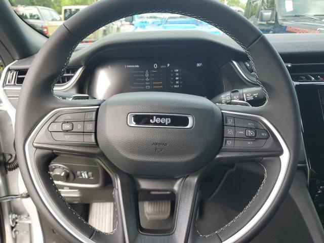 new 2025 Jeep Grand Cherokee car, priced at $30,999