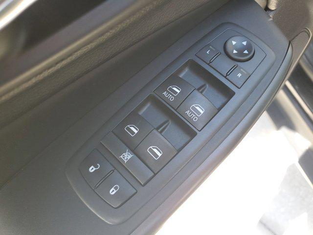 used 2020 Jeep Cherokee car, priced at $19,515