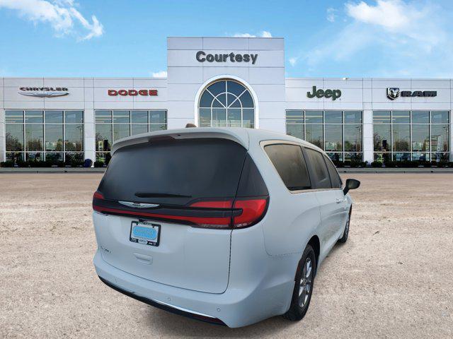 new 2026 Chrysler Pacifica car, priced at $48,499
