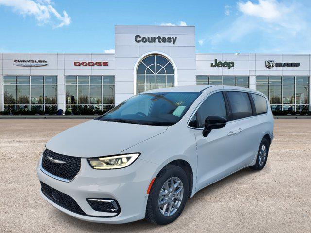 new 2026 Chrysler Pacifica car, priced at $48,499