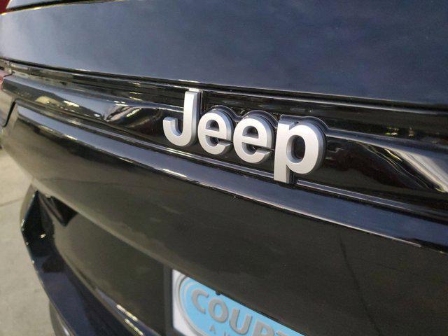 new 2025 Jeep Grand Cherokee car, priced at $43,680