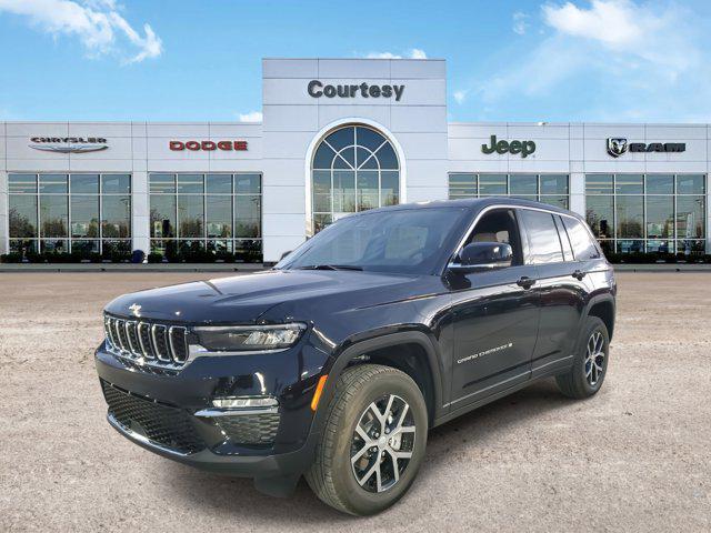 new 2025 Jeep Grand Cherokee car, priced at $43,680