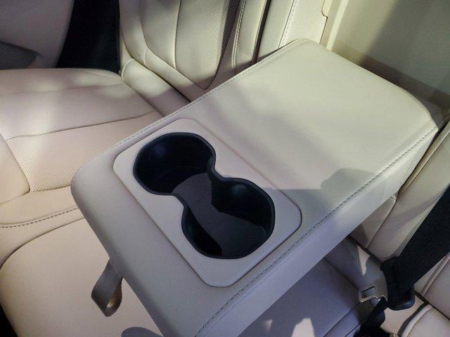 new 2025 Jeep Grand Cherokee car, priced at $43,680