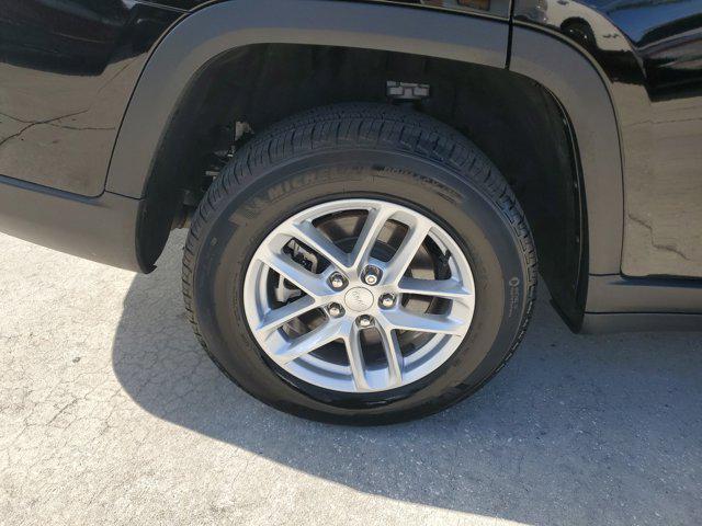 used 2025 Jeep Grand Cherokee L car, priced at $34,750