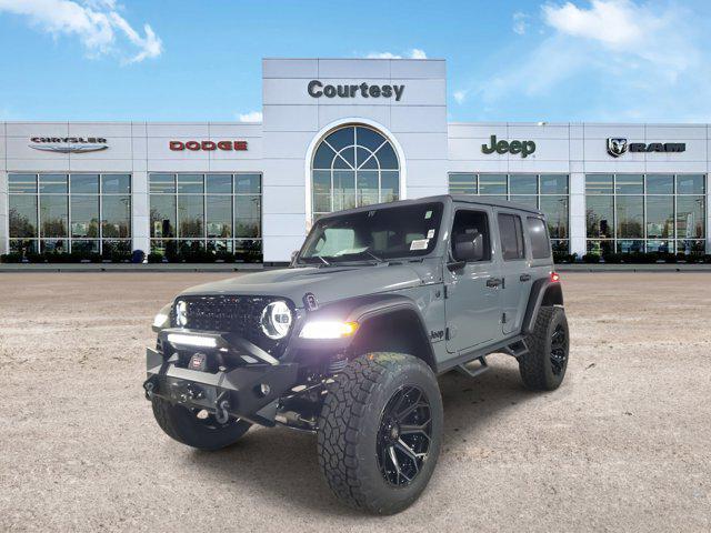 new 2025 Jeep Wrangler car, priced at $78,267