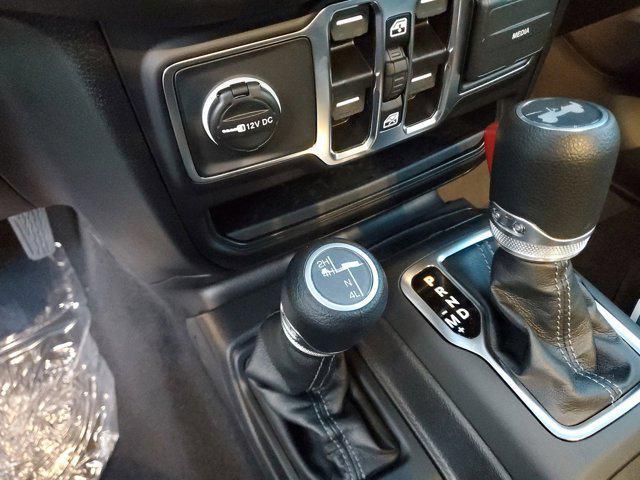 new 2025 Jeep Wrangler car, priced at $46,499