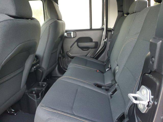 new 2025 Jeep Gladiator car, priced at $43,999