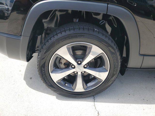 used 2019 Jeep Cherokee car, priced at $14,400