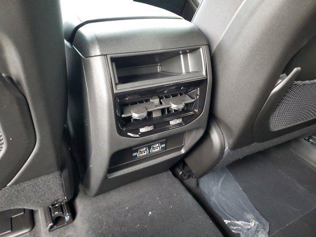 new 2025 Jeep Grand Cherokee car, priced at $31,105