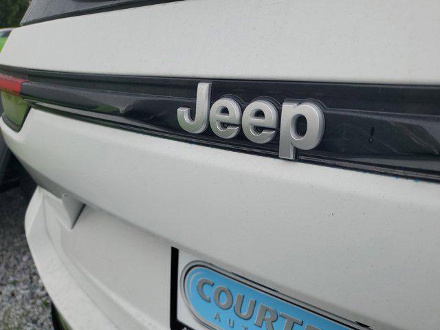 new 2025 Jeep Grand Cherokee car, priced at $31,105