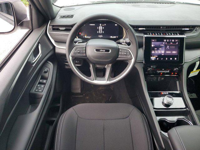 new 2025 Jeep Grand Cherokee car, priced at $31,105