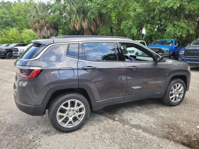 new 2024 Jeep Compass car, priced at $31,881