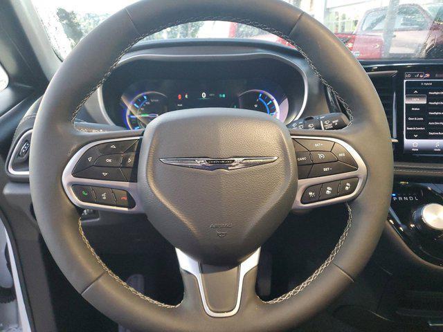 used 2025 Chrysler Pacifica Hybrid car, priced at $44,250