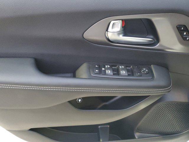 used 2025 Chrysler Pacifica Hybrid car, priced at $44,250