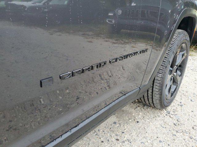 new 2025 Jeep Grand Cherokee L car, priced at $39,375