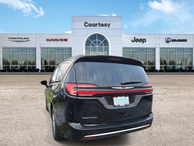 new 2025 Chrysler Pacifica car, priced at $37,600