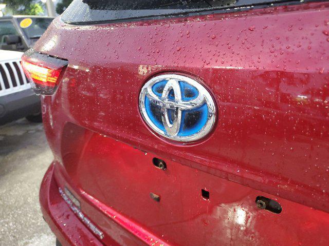 used 2022 Toyota Highlander Hybrid car, priced at $39,771