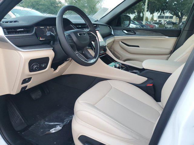 new 2025 Jeep Grand Cherokee car, priced at $36,150
