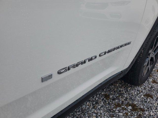 new 2025 Jeep Grand Cherokee car, priced at $36,150