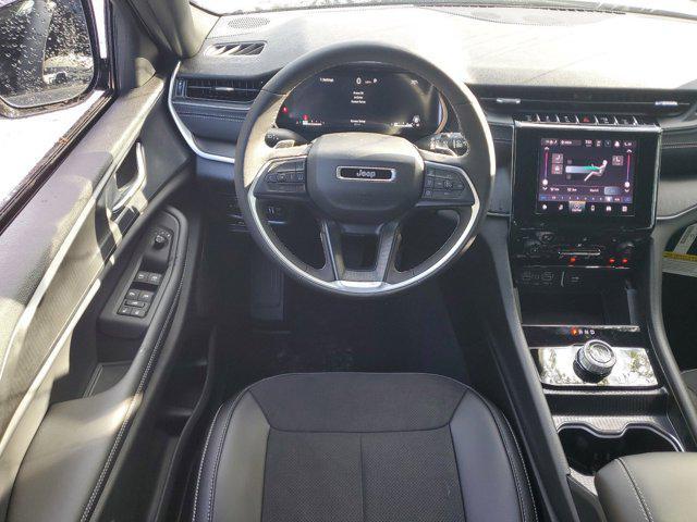 new 2025 Jeep Grand Cherokee car, priced at $35,135