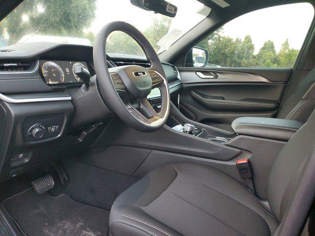 new 2025 Jeep Grand Cherokee L car, priced at $33,375