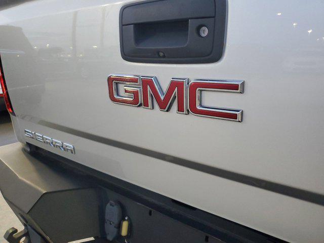 used 2018 GMC Sierra 1500 car, priced at $28,000