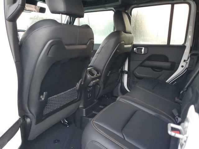 new 2025 Jeep Wrangler car, priced at $47,060