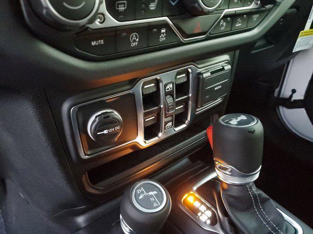 new 2025 Jeep Wrangler car, priced at $47,060
