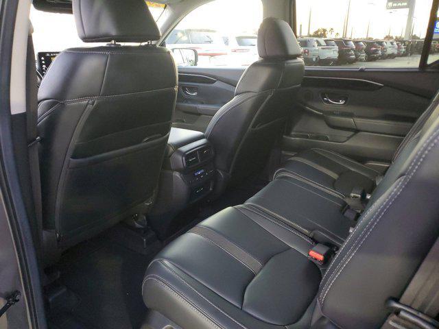 used 2024 Honda Pilot car, priced at $36,700