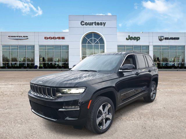 new 2025 Jeep Grand Cherokee car, priced at $44,810