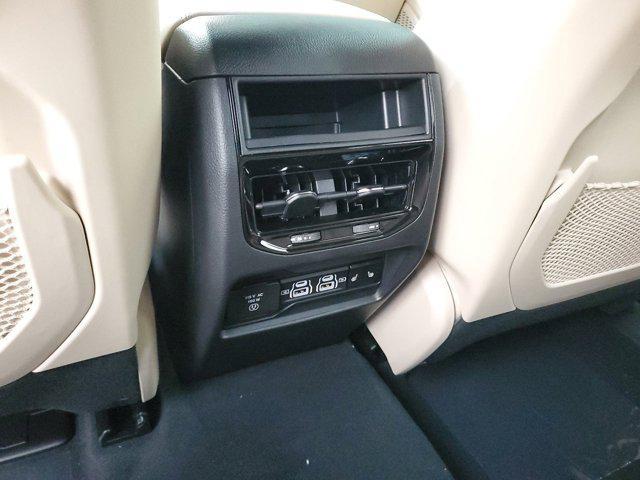 new 2025 Jeep Grand Cherokee car, priced at $44,810