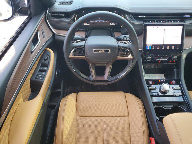 new 2025 Jeep Grand Cherokee car, priced at $60,855