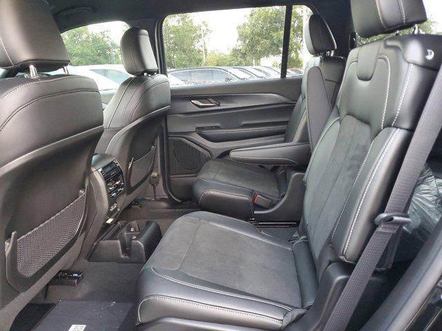 new 2025 Jeep Grand Cherokee L car, priced at $40,370