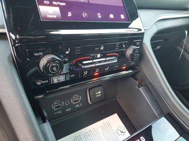 new 2025 Jeep Grand Cherokee L car, priced at $40,370