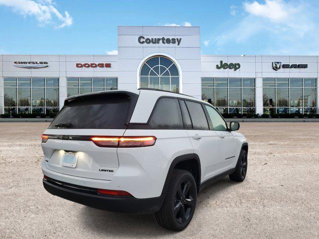 new 2025 Jeep Grand Cherokee car, priced at $50,215