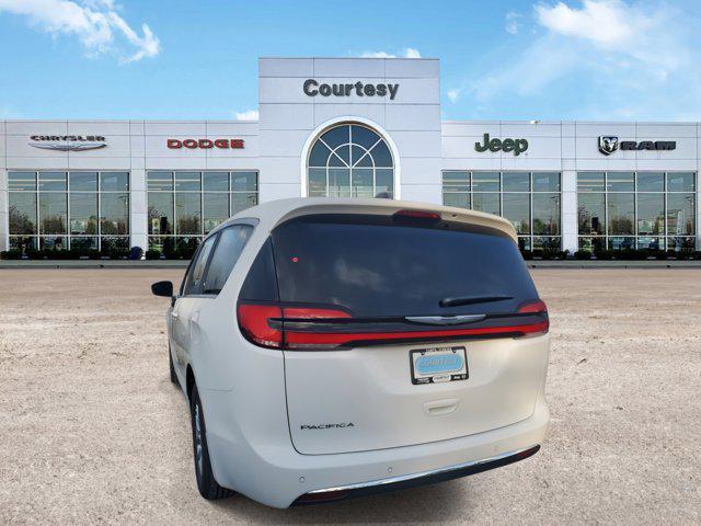 new 2025 Chrysler Pacifica car, priced at $37,945