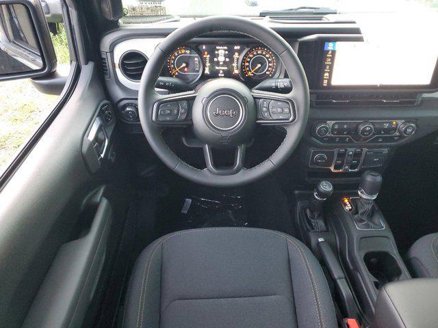 new 2025 Jeep Gladiator car, priced at $41,090