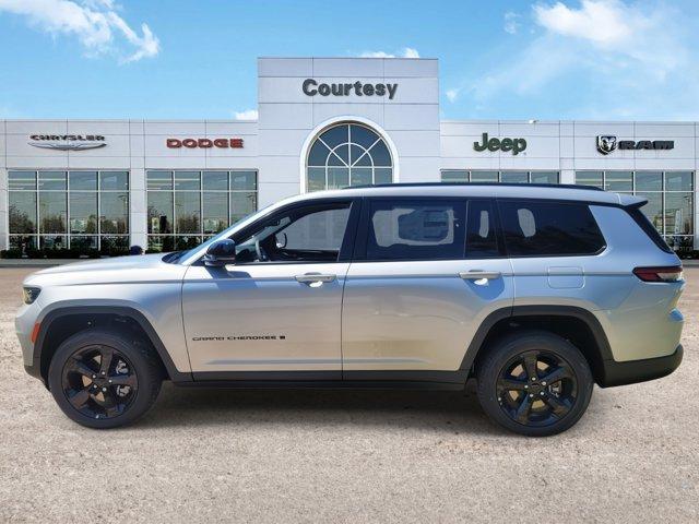 new 2024 Jeep Grand Cherokee L car, priced at $40,332