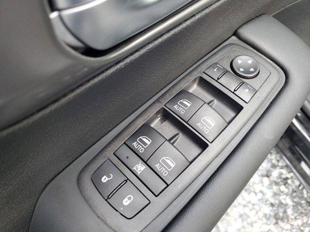 new 2025 Chrysler Pacifica car, priced at $41,725