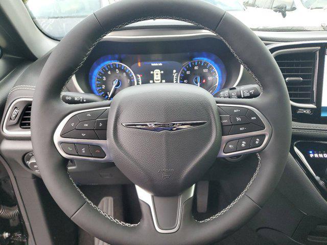 new 2025 Chrysler Pacifica car, priced at $41,725