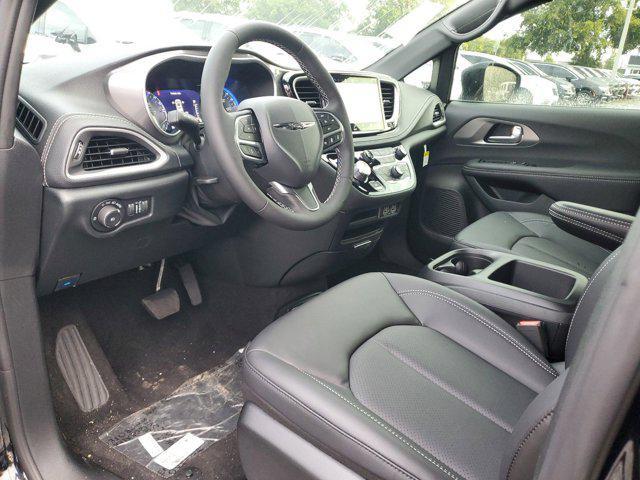 new 2025 Chrysler Pacifica car, priced at $41,725