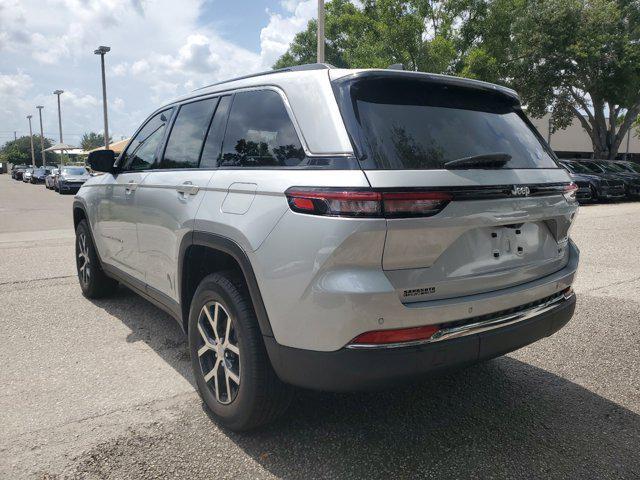 new 2025 Jeep Grand Cherokee car, priced at $41,565
