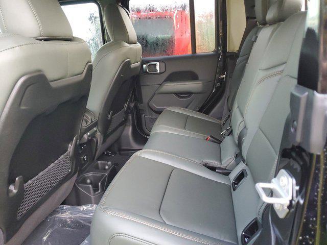 new 2025 Jeep Gladiator car, priced at $47,999
