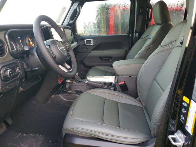 new 2025 Jeep Gladiator car, priced at $47,999
